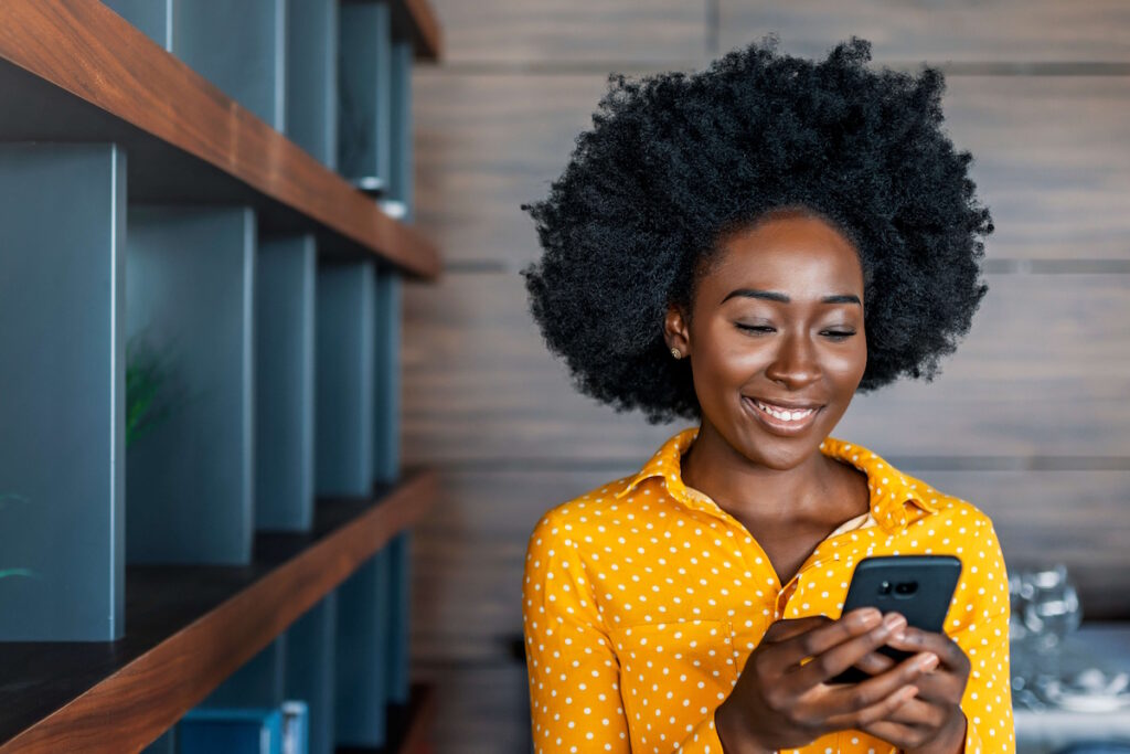 fibroid symptoms evolve phone call smiling patient