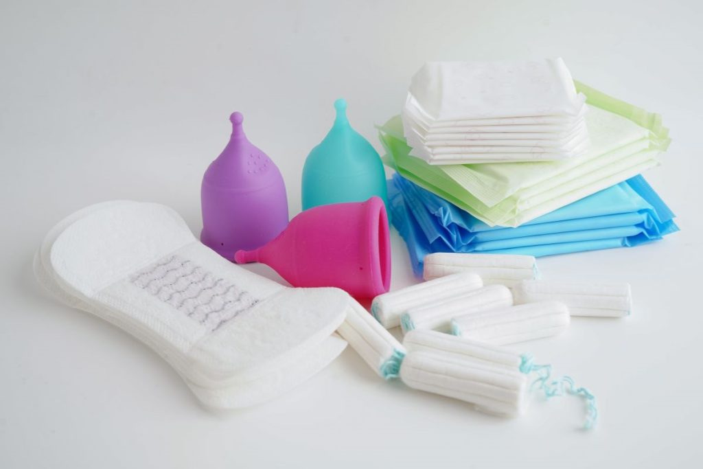 heavy periods period products sanitary hygiene women menstrual cycle ist2164959668